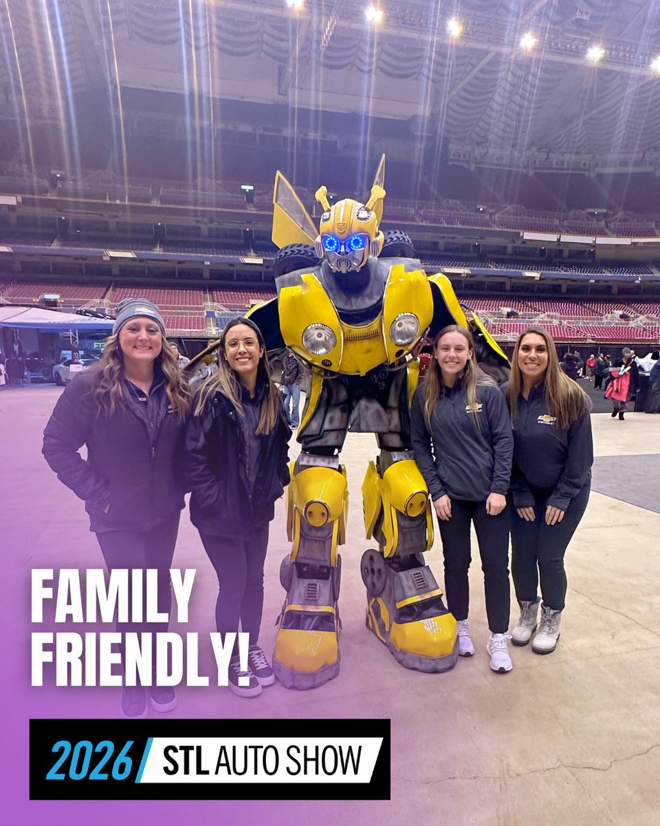 STLAutoShow tweet media