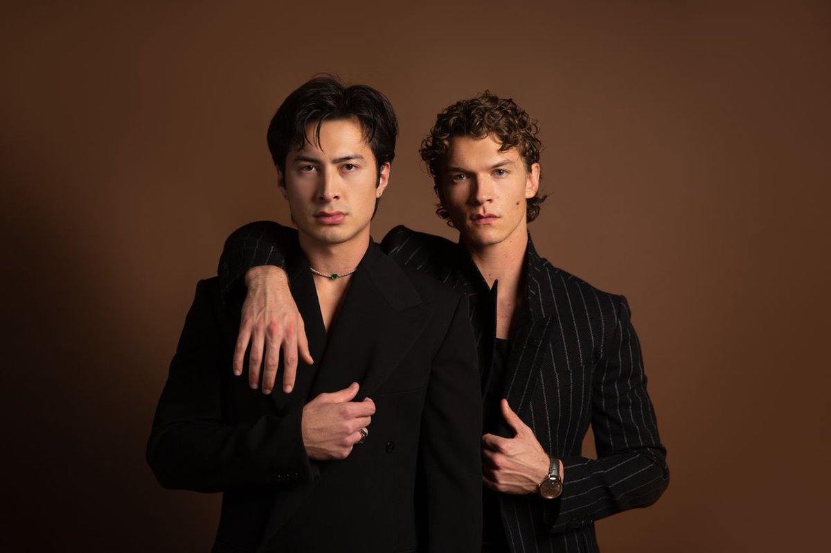 Hudson Williams says his bond with co-star Connor Storrie only intensified once the cameras started rolling

“We got comfortable just being inches from each other’s face and invading each other’s personal space. A nightmare for HR.”

🔗 vanityfair.com/hollywood/stor…