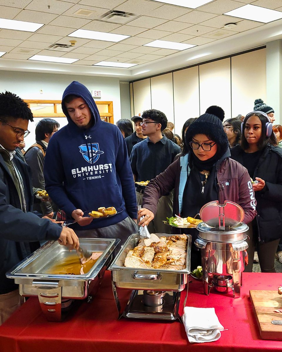 ✨ Fall ’25 Catering Wrap-Up!
❄️ Holiday Dinner turned the Main Cafe into a ski lodge + all the comfort food vibes.
🎶 Lessons &amp; Carols brought music, charcuterie, and a tomato soup station to Founders Lounge.
🌙 Late Night Breakfast = flapjacks, faculty serving, and finals fuel.