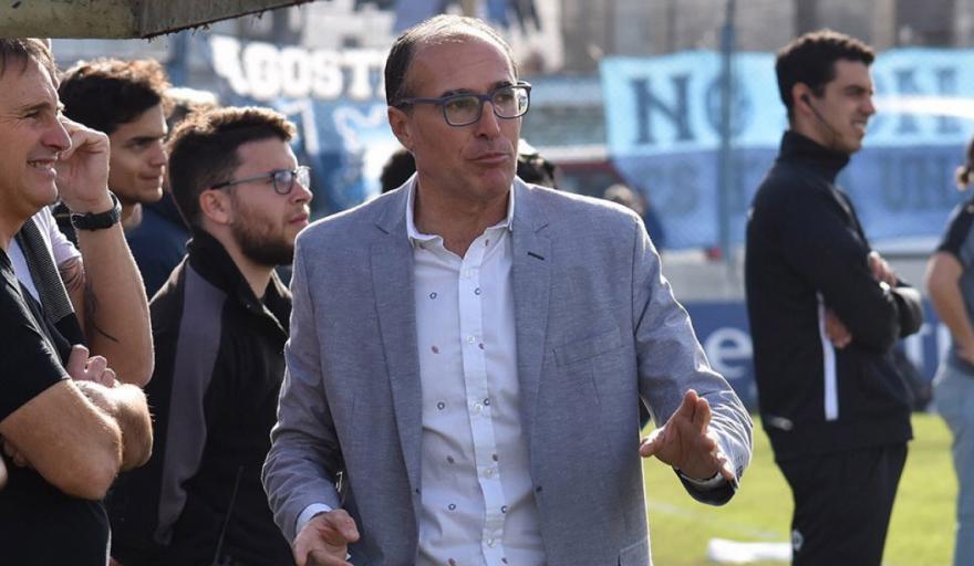 #P1AP tras algunas idas y vueltas, Fabián Lisa será el DT de <a href="/ArsenalOficial/">Arsenal Fútbol Club</a>  para la temporada 2026 en Primera B (vía <a href="/revistaascenso/">Revista Ascenso</a> <a href="/hugobasilico/">Hugo Basílico</a> <a href="/GabyPalladino/">Gabriel Palladino</a> )
