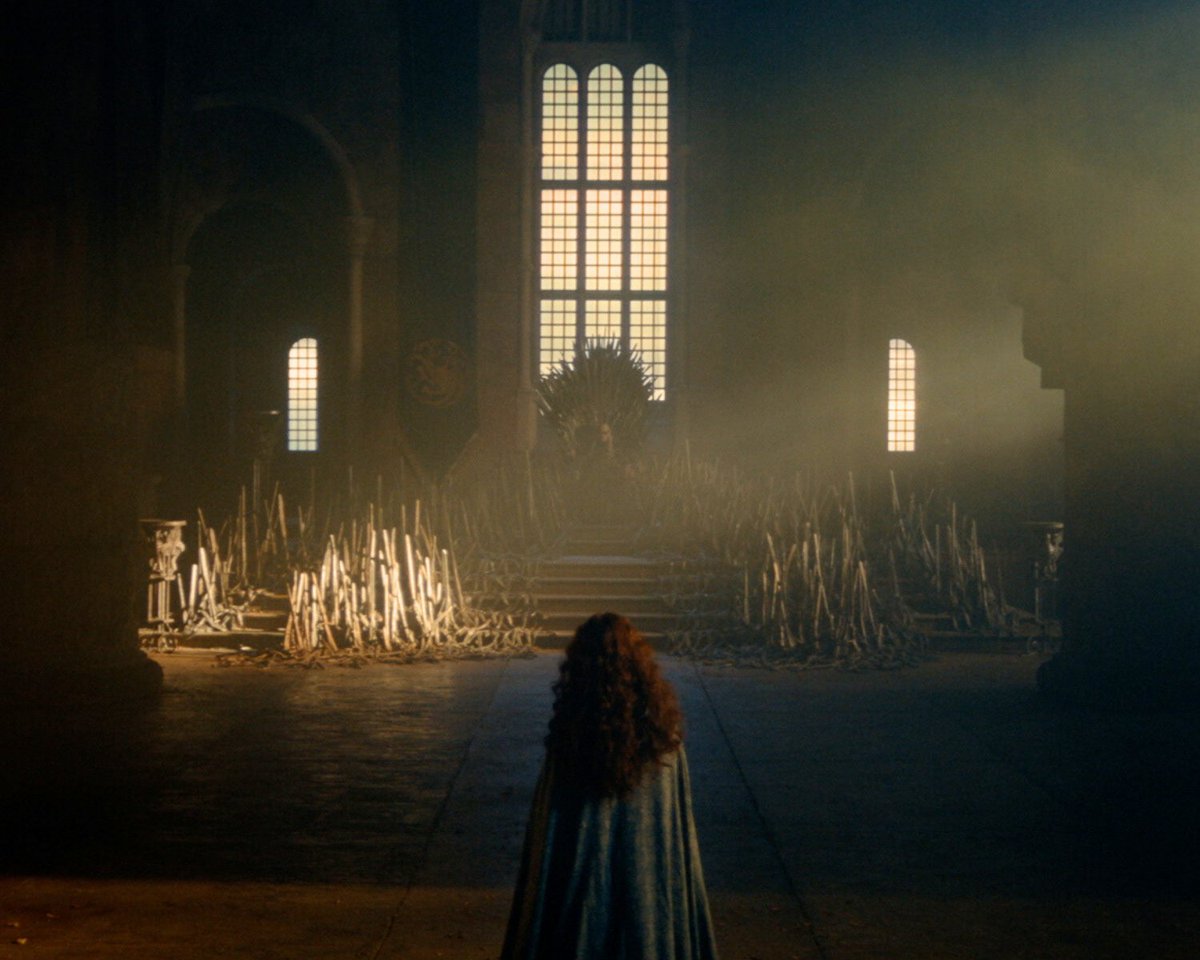 HBOMaxES's tweet photo. El reino se sostiene al filo de una daga.

La Temporada 3 de #LaCasaDelDragón llega en 2026 a HBO Max. https://t.co/H9T0Q78WYn