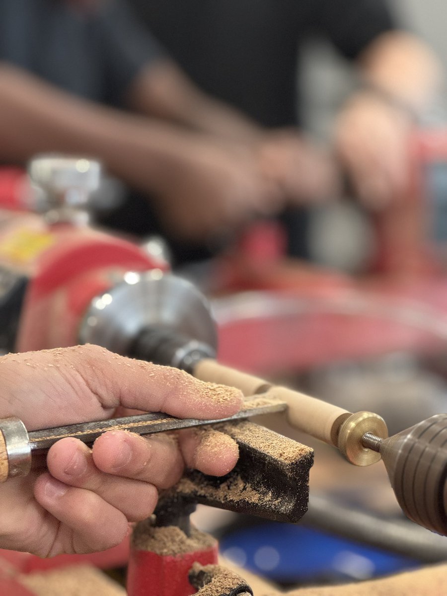 Cutting our wooden pens in applied engineering. Perfect gifts 🎁 for parents! #KMSCougarPride #HumbleCTE <a href="/HumbleISD_KMS/">Kingwood Middle</a> <a href="/HumbleISD_CTE/">Humble ISD CTE</a>