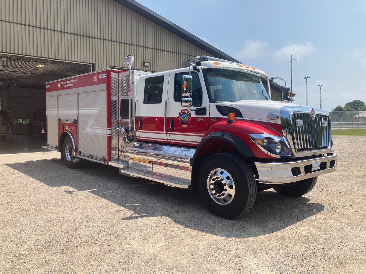 When seconds matter, reliability is everything. Our custom emergency vehicles are engineered to perform under the toughest conditions.
#EmergencyServices #FireTrucks #CanadianManufacturing