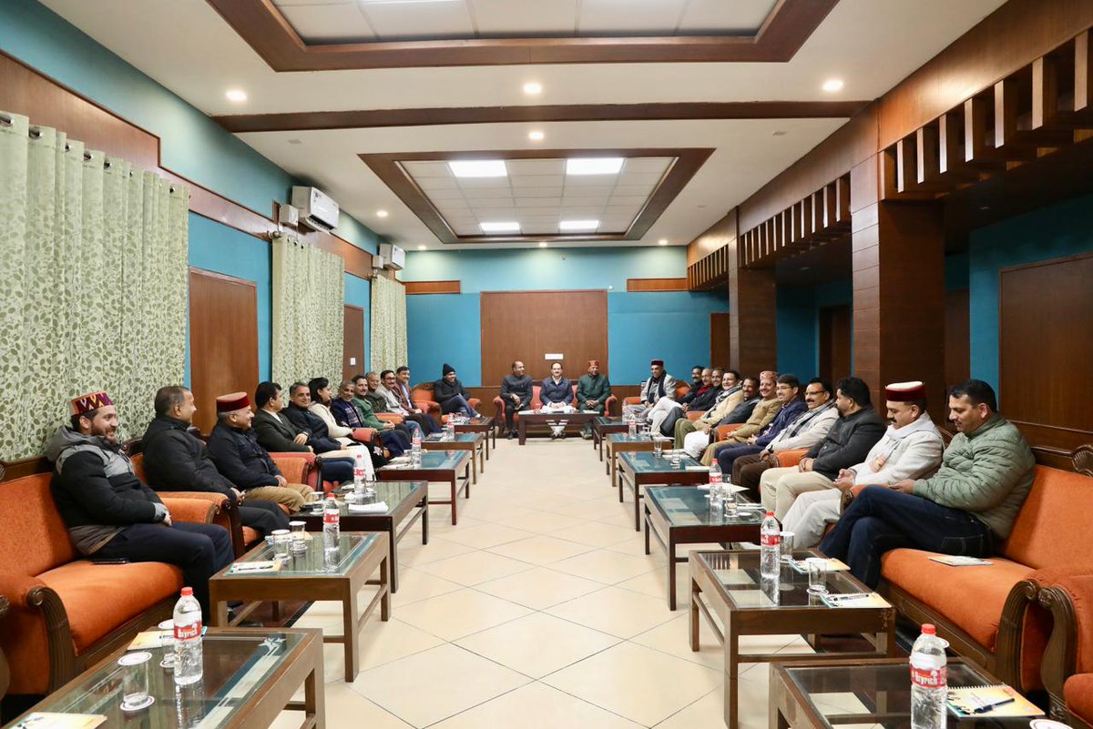 भाजपा राष्ट्रीय अध्यक्ष एवं केंद्रीय मंत्री श्री <a href="/JPNadda/">Jagat Prakash Nadda</a> ने आज शिमला में हिमाचल प्रदेश भाजपा विधायक दल की बैठक को संबोधित किया।