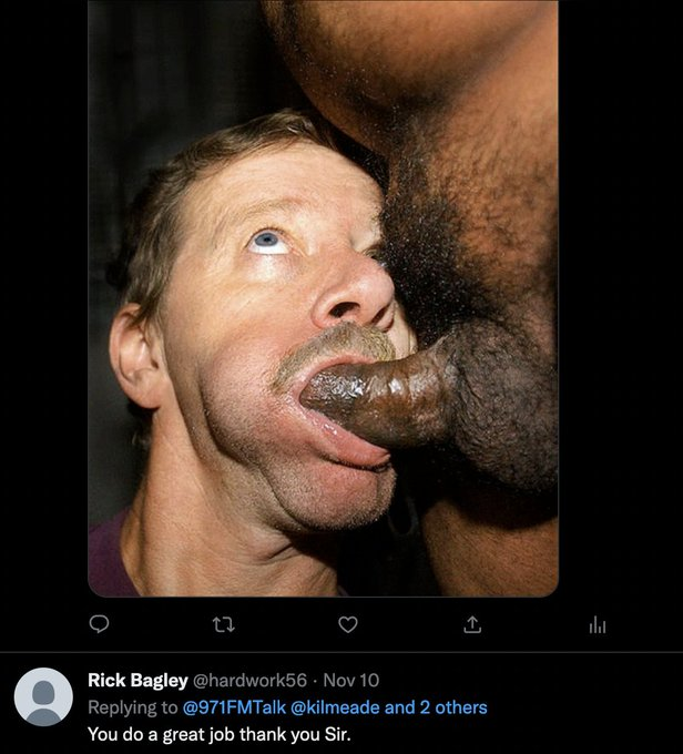 capt_mx's tweet photo. @pswalker27 You mean the neck-hole nazi? https://t.co/h8mp6CT4JE