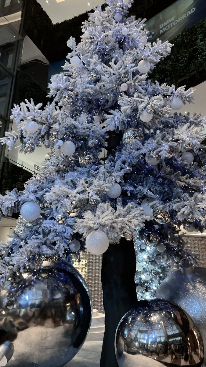 𝐉𝐦 tweet media