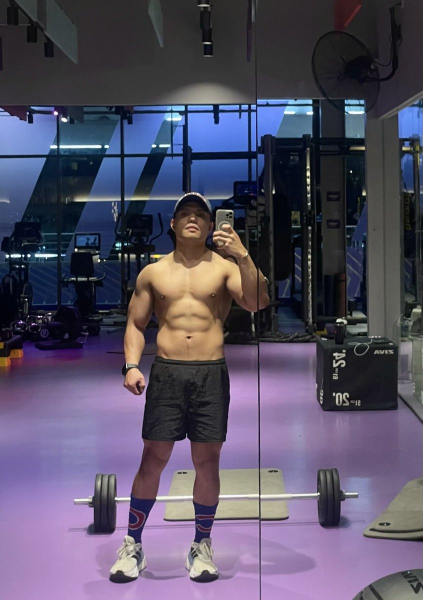 Gains for my bday, pls. 💪🏼🎁