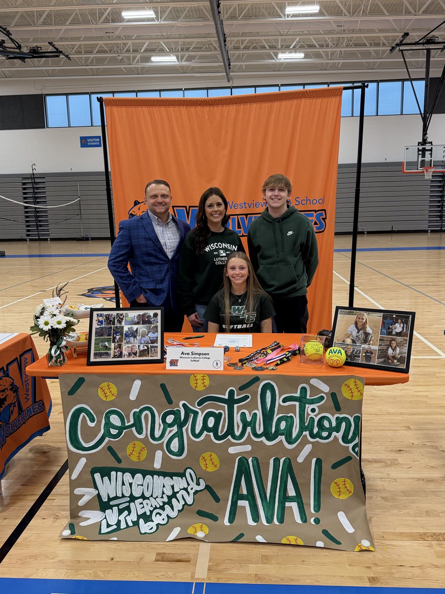 Michelle Simpson tweet media