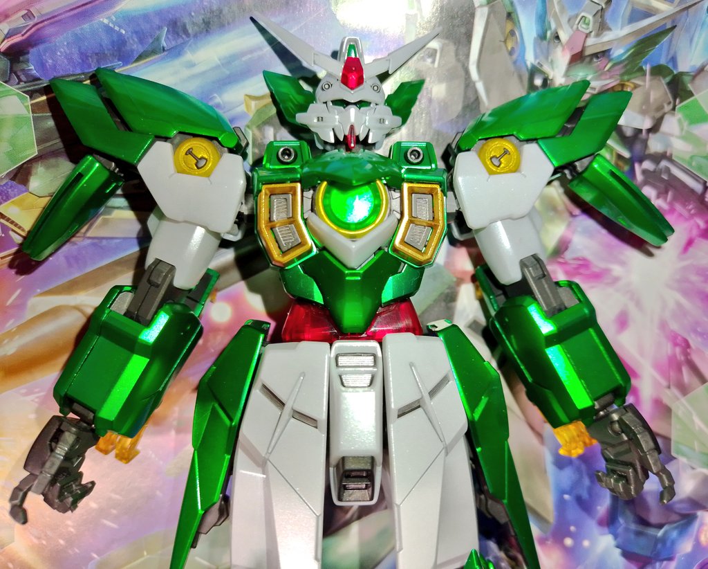 ガンダムベースで買ったMGガンダムフェニーチェリナーシタクリアカラー