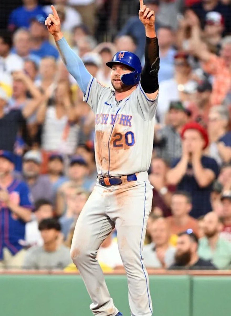 ZFARM_'s tweet photo. POLAR BEARS IN BALTIMORE 

Welcome to the Orioles Pete Alonso https://t.co/EocfhorPNq