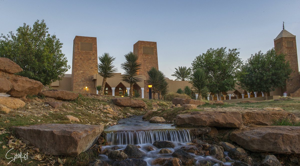 نهنئ صاحب السمو الملكي الأمير فيصل بن بندر بن عبدالعزيز أمير منطقة الرياض، وسعادة محافظ الغاط أ.منصور بن سعد السديري بمناسبة اعتماد مدينة الغاط مدينة صحية من منظمة الصحة العالمية، وهو إنجاز يعكس تكامل الجهود وحرص القيادات على الارتقاء بجودة الحياة.

وفي