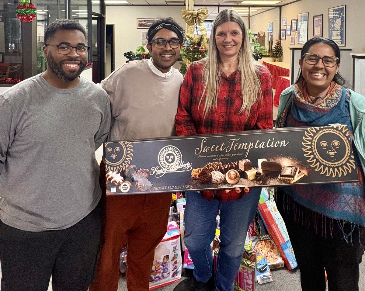 Ana Hernandez tweet media