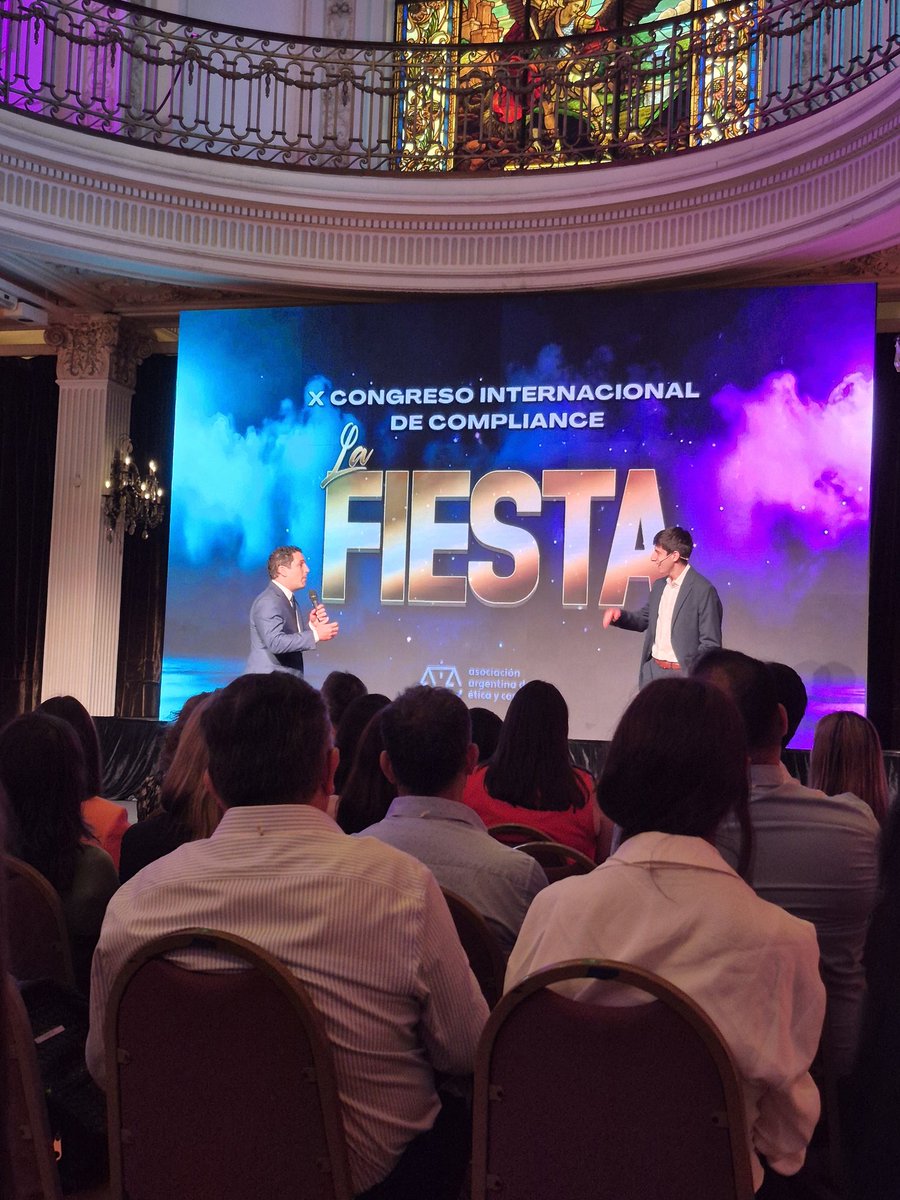 SysConsultoras's tweet photo. Acá estamos!! 
#EsHoy #CongresoAAEC #AAEC15Años
#Integridad #Compliance https://t.co/rJMHDLz3yd