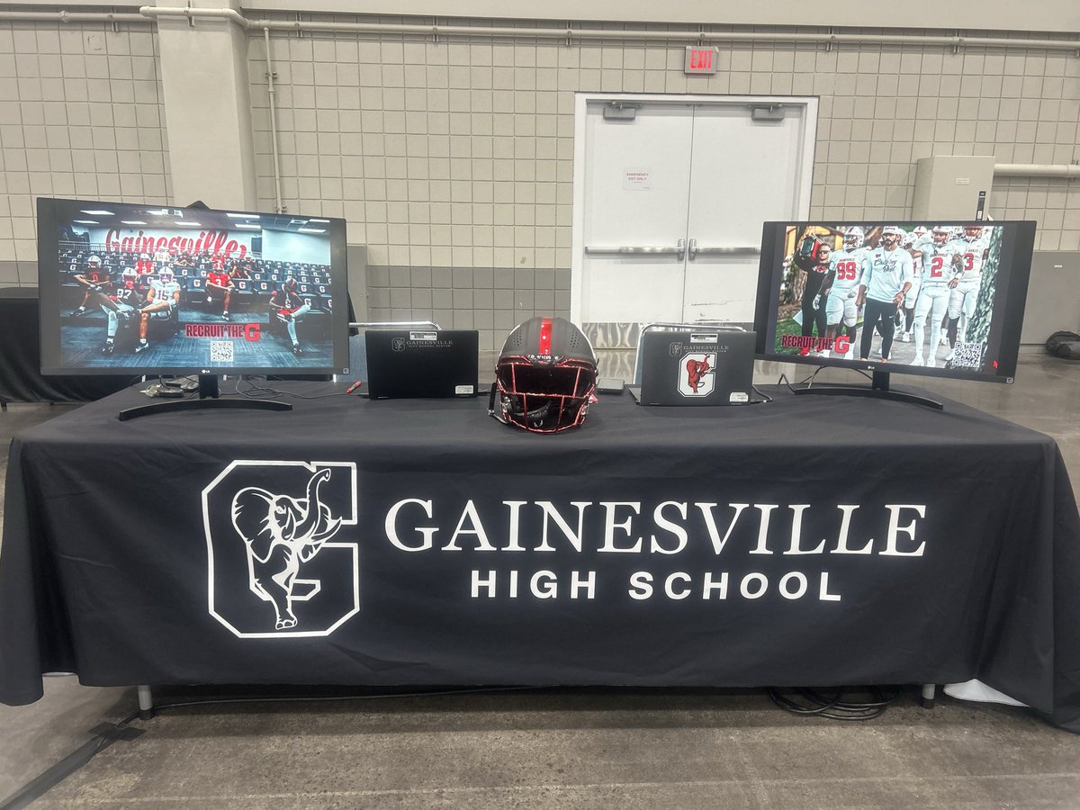 Gainesville FB Recruiting tweet media