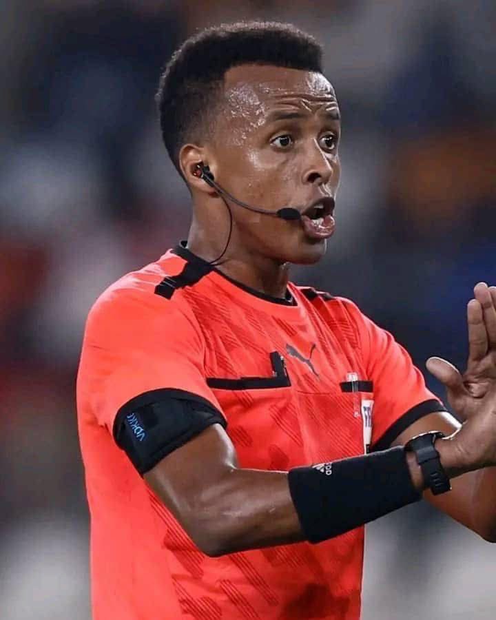 #BREAKING: Somali referee Omar Abdulkadir Artan has been named to the final list of African match officials selected for the 2026 FIFA World Cup in the United States, Mexico and Canada. Artan, regarded as one of Africa’s top referees, will take part in final preparations in