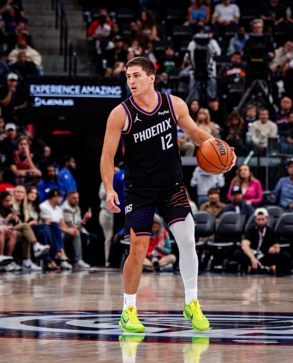 Mike Locks tweet media