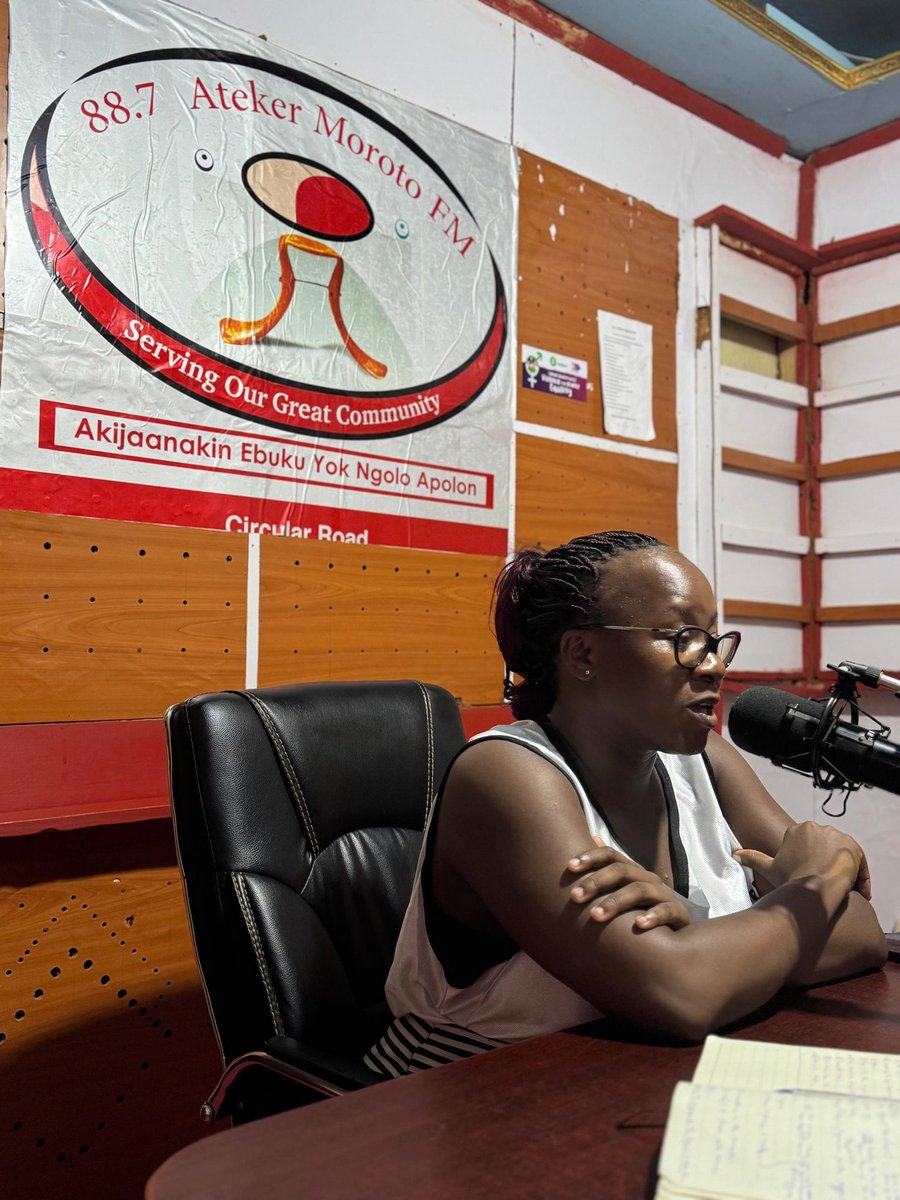 SiphoUganda's tweet photo. On referral pathways, @EstherDhafa reminded listeners: report to LC leaders, police (CFPU), health facilities, and access free legal aid through CEHURD (0800-3000-44).

To Moroto’s Leadership: she urges dedicated GBV budgeting in the next financial year. 

#16DaysOfActivismUG https://t.co/WiSnHWmfXi