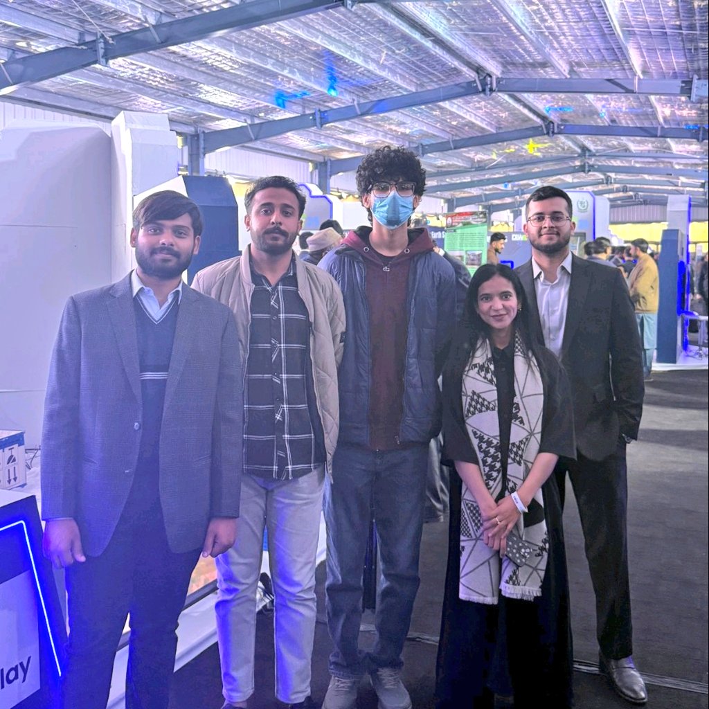 weatherwalay's tweet photo. 🌍 #WeatherWalay at #DEWTE – #Pakistan’s First Disaster Early Warning Tech Expo

#WeatherWalay participated in Day 1 of DEWTE at #NDMA Headquarters, showcasing its Weatherviz Platform, IoT-based weather stations, flood early warning system, and advanced dashboards designed for quicker and smarter disaster response.

A key moment of the event was WeatherWalay CEO Junaid Yamin moderating an insightful panel discussion on how data-driven insights and collaboration can improve disaster risk management in Pakistan. 

The session brought together experts dedicated to enhancing early warning systems and climate resilience.
#WeatherWalay looks forward to Day 2 for more interactions with youth innovators, partners, and stakeholders working toward a safer, climate-resilient future.