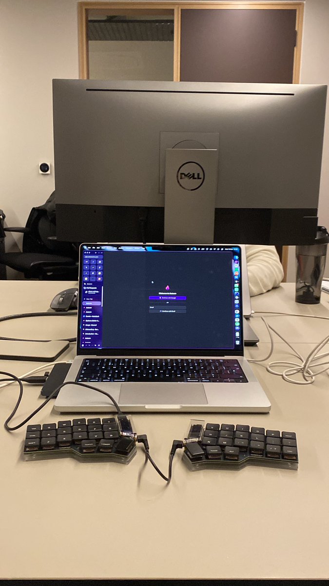 Charlie Lamb tweet media