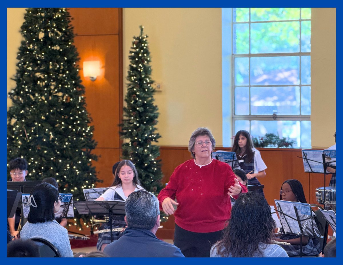 CorpusColts's tweet photo. 🎄🎶 Our 3rd–8th graders did an amazing job at today’s Band Christmas Concert! Huge thanks to Ms. Swindler for preparing them so well. 👏✨

And a big thank you to all the families, parents, grandparents, aunts, uncles, who came out to support our students! ❤️ https://t.co/7GZChhLjod