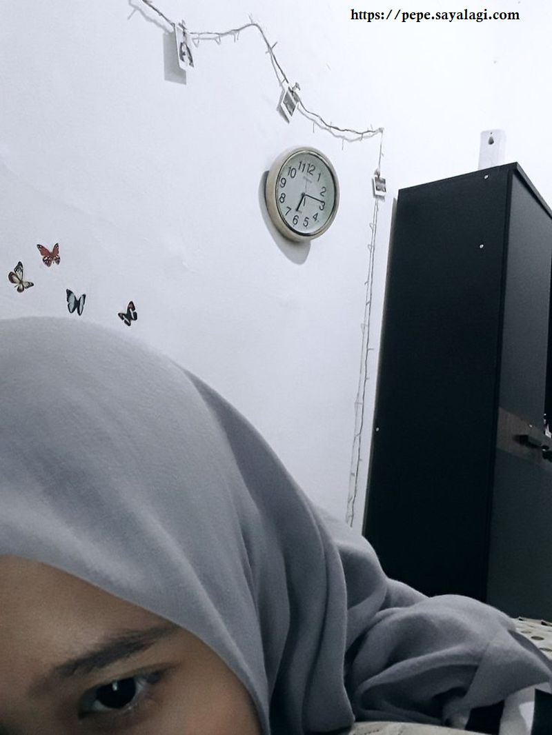 Photo Soraya pepe cewek hijaber open bo siap nyepong kontol pelanggan