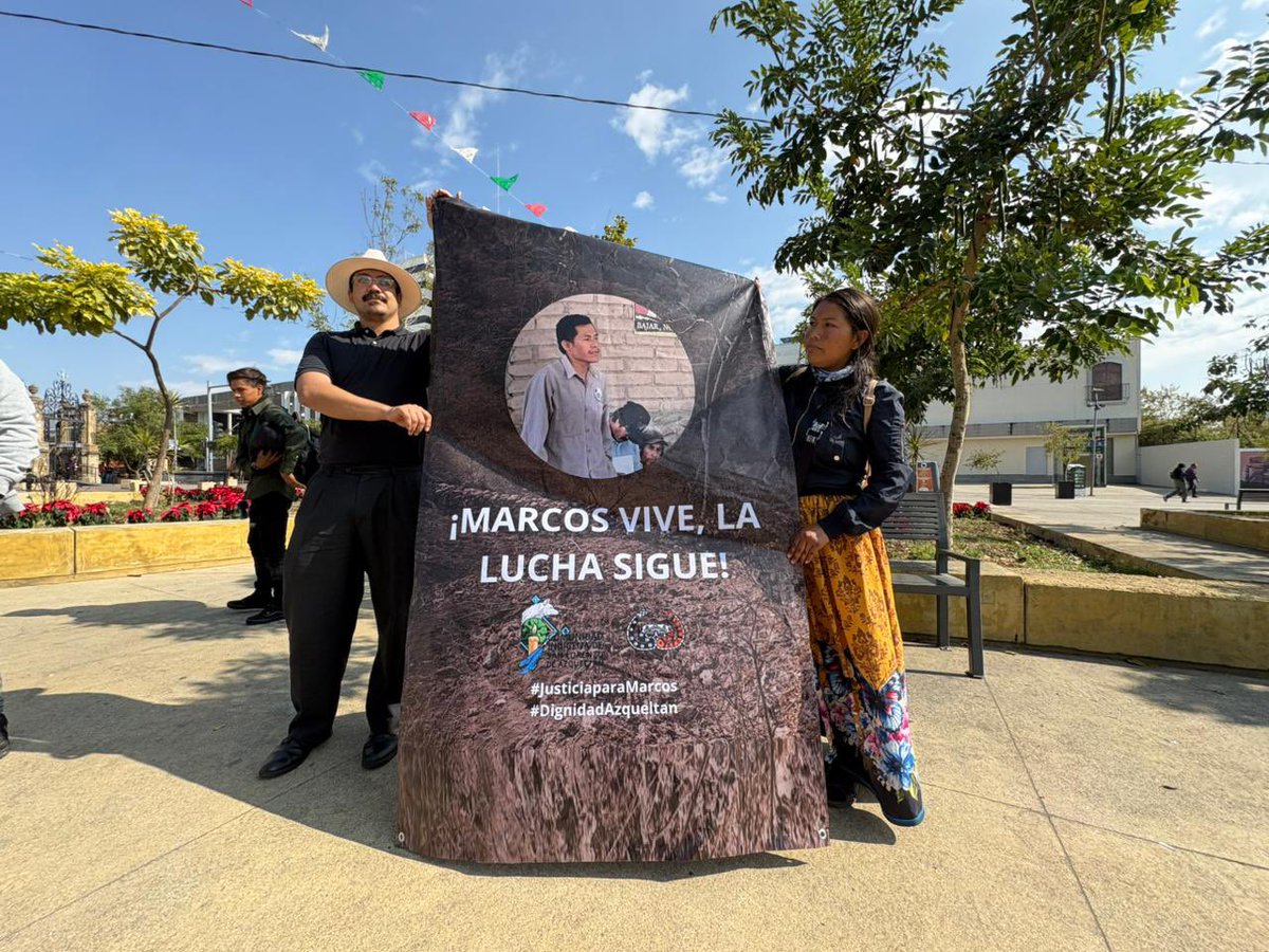 #JusticiaParaAzqueltán

🙌🏽🌱Acompañamos a la comunidad indígena  Tepehuana-Wixárica de #Azqueltán en la las #JornadasDeVidaPorAzqueltán en su exigencia de #JusticiaParaMarcosAguilar

Hoy #10dicembre Día Internacional de los #DDHH exigimos #Alto a la #Impunidad <a href="/CEDHJ/">CEDH en Jalisco</a> <a href="/FiscaliaJal/">Fiscalía del Estado de Jalisco</a>