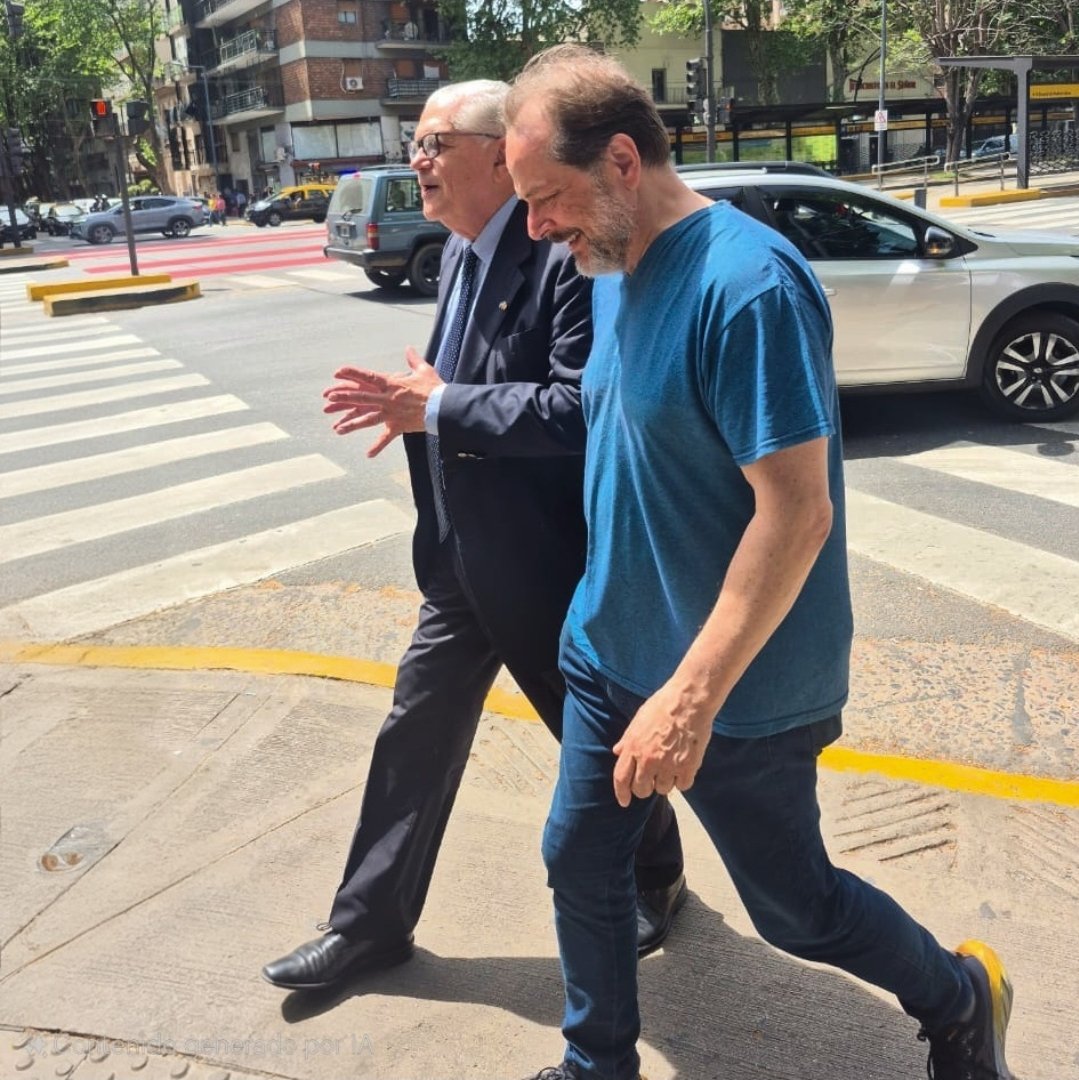 RicBenedetti's tweet image. Estimado @rlopezmurphy,

Hoy, 10 de diciembre de 2025, al cerrarse tu capítulo como diputado nacional, quiero dejar asentado algo que en nuestro ámbito es evidente, pero pocas veces se dice con la claridad que merece: tu trayectoria honra a la política argentina.

Sos el…