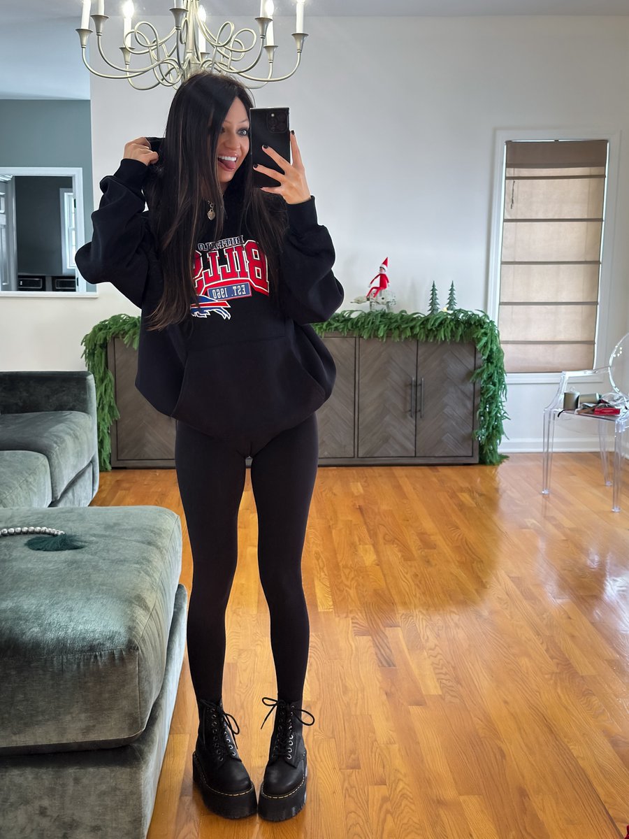 Casey Mae tweet media
