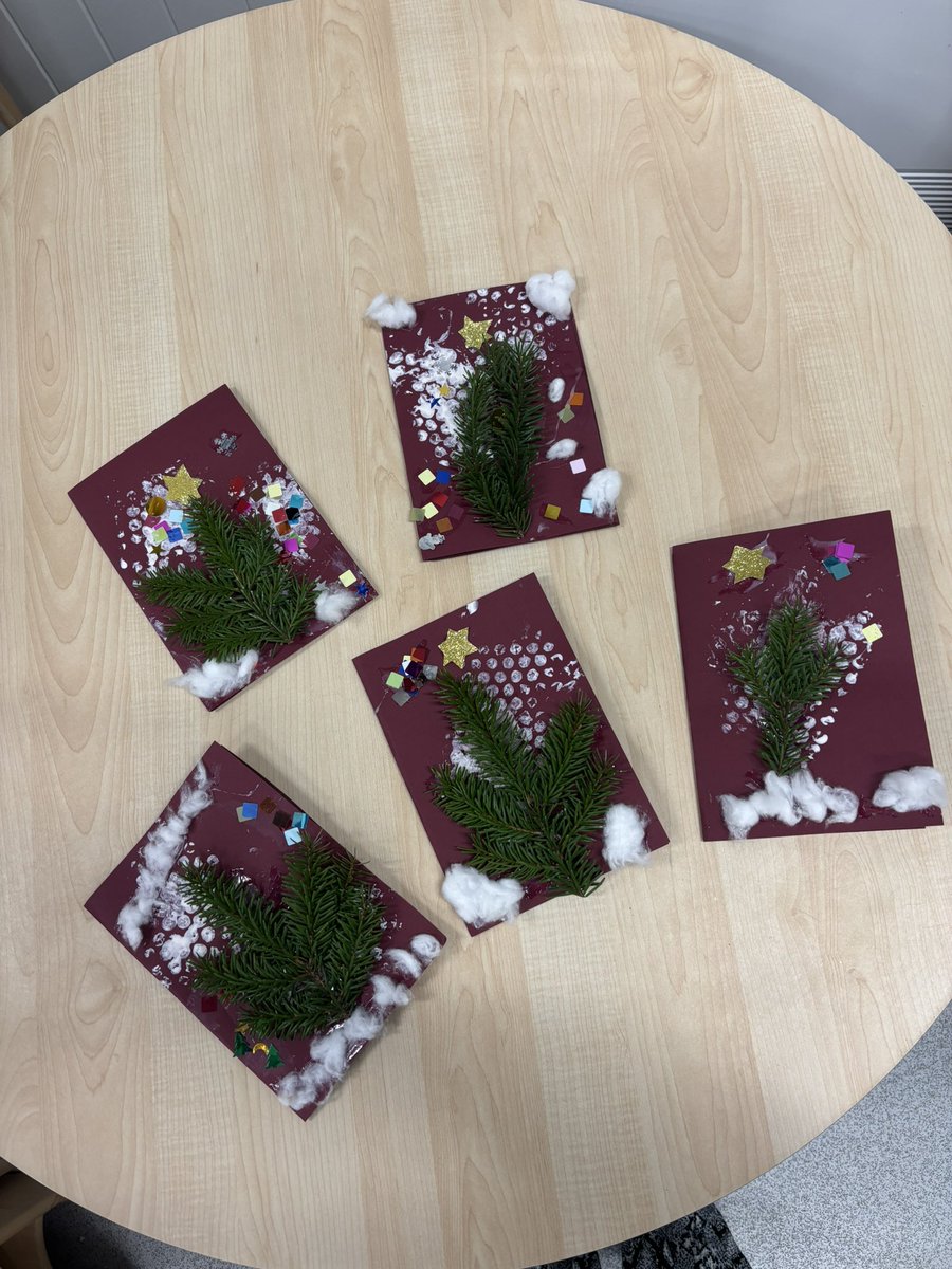 Miss Nicholson tweet media