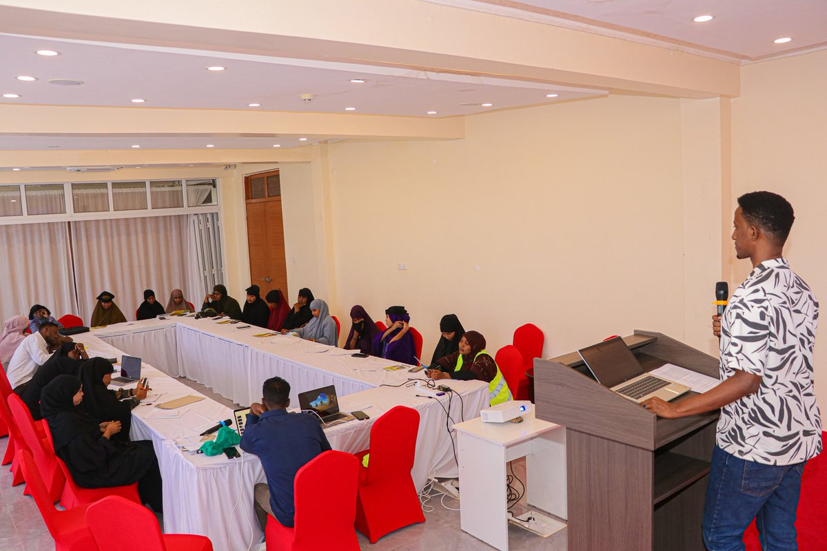 ParanetRight's tweet photo. We conducted a digital literacy training workshop in Wajir for pastoral women. This session focused on equipping essential  skills that will help them navigate the digital landscape. No one should be left behind in the digital world. #myidmyright https://t.co/bwCHExTI16