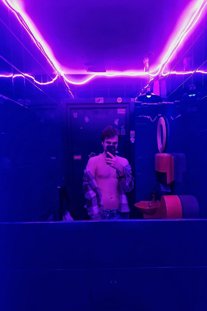 ponomariovv tweet media