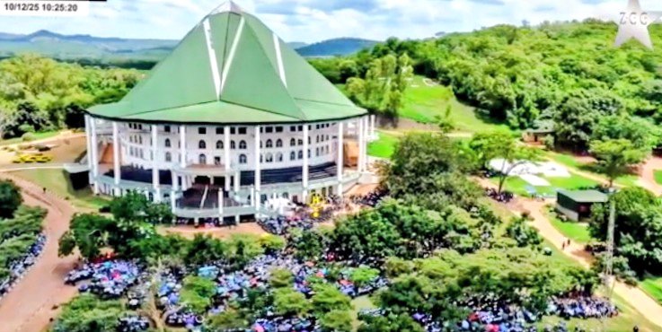 ZCC_Mbungo's tweet photo. 🌟 Over 17,000 ZCC Youth are gathered at Mbungo for the church's annual #ZCCYouth Conference! 🙌 
Join us as we celebrate faith, community, and inspiration. Don’t miss out on the action! 
Follow updates on YouTube: https://t.co/SudJER13j2)  #YouthEmpowerment https://t.co/k6pzTN7xhp