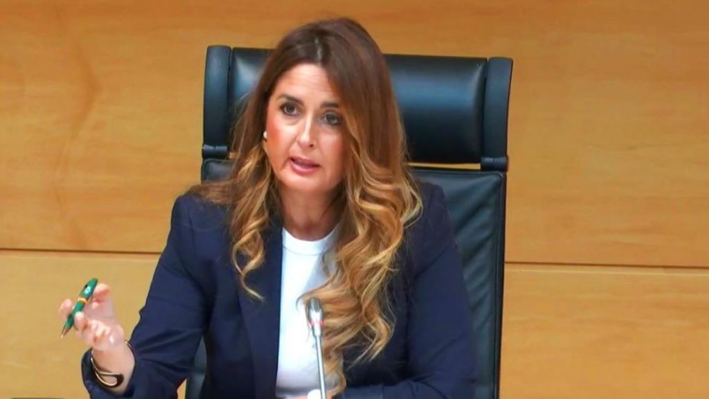 Susana Suárez: "Libros para adoctrinar, no para educar: el plan del PSOE al desnudo"

📚 Regalan libros con el dinero de todos para tapar décadas de ruina educativa.

🗣️ No más ‘regalos’ de campaña: queremos calidad, neutralidad y oportunidades reales.

actualidadpolitica.es/susana-suarez-…