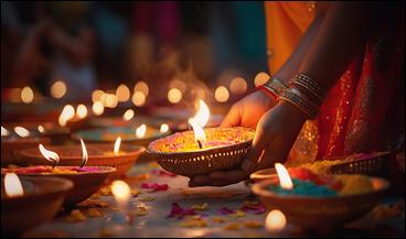 BSBommai's tweet image. "ಭಾರತೀಯರ ಬೆಳಕಿನ ಹಬ್ಬಕ್ಕೆ ಯುನೆಸ್ಕೋ ಗೌರವ"

ಅಂಧಕಾರದಿಂದ ಬೆಳಕಿನೆಡೆಗೆ ಸಾಗುವ ದೀಪಗಳ ಹಬ್ಬ ದೀಪಾವಳಿಯನ್ನು ಯುನೆಸ್ಕೋ ತನ್ನ ಅಮೂರ್ತ ಪರಂಪರೆಯ ಪಟ್ಟಿಗೆ ಸೇರಿಸಿರುವುದು ಸಮಸ್ತ ಭಾರತೀಯರಿಗೆ ಅತ್ಯಂತ ಹೆಮ್ಮೆಯ ಕ್ಷಣ.

ಇದರಿಂದ ಮುಂಬರುವ ದಿನಗಳಲ್ಲಿ ದೀಪಾವಳಿ ಹಬ್ಬದ ಜಾಗತಿಕ ಜನಪ್ರಿಯತೆ ಜಗದಗಲ ವಿಸ್ತಾರವಾಗಲಿದೆ.

#Deepavali