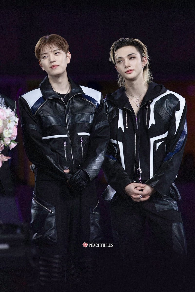 peachyillus_official tweet media