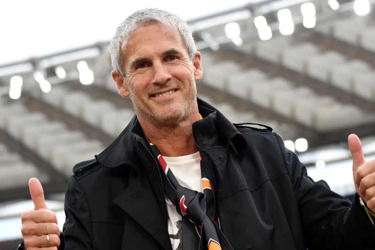 romaforever_it's tweet image. #Konsel 🎙️: "#Svilar? Solo chi ha carattere può diventare un fuoriclasse. Per me già lo è. È fondamentale per questa squadra e ha raggiunto uno status da top player internazionale". 
#asroma