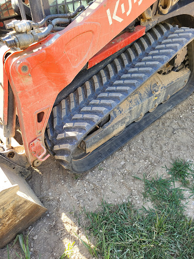 ProwlerTracks's tweet photo. Prowler EXT Series rubber tracks. The most aggressive CTL rubber track on the market. Preferred by forestry contractors for hillside traction, but great for snow removal and muddy environments as well. https://t.co/piiW6smp9G