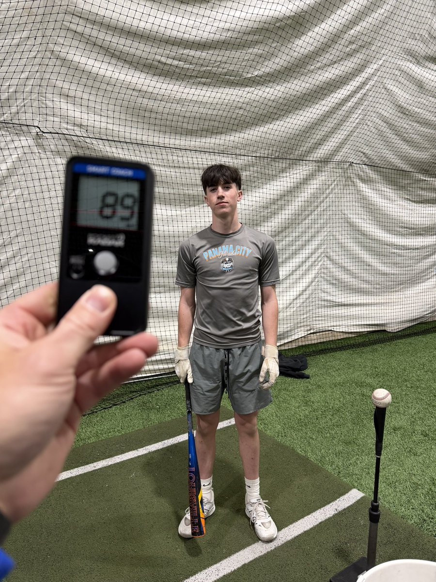 CoachHewett9's tweet photo. One of my dudes on the watch list @PrepBaseballIL Congrats to Colton Dahm! Big things coming my dude! @oehs308 https://t.co/EsMvKIwrgI