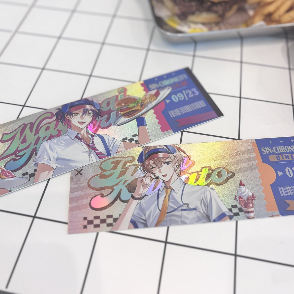 ナユタ チェキ アクスタ ホロナツのアクスタと缶バッジ&チェキセット届いてた！ 注文した時は