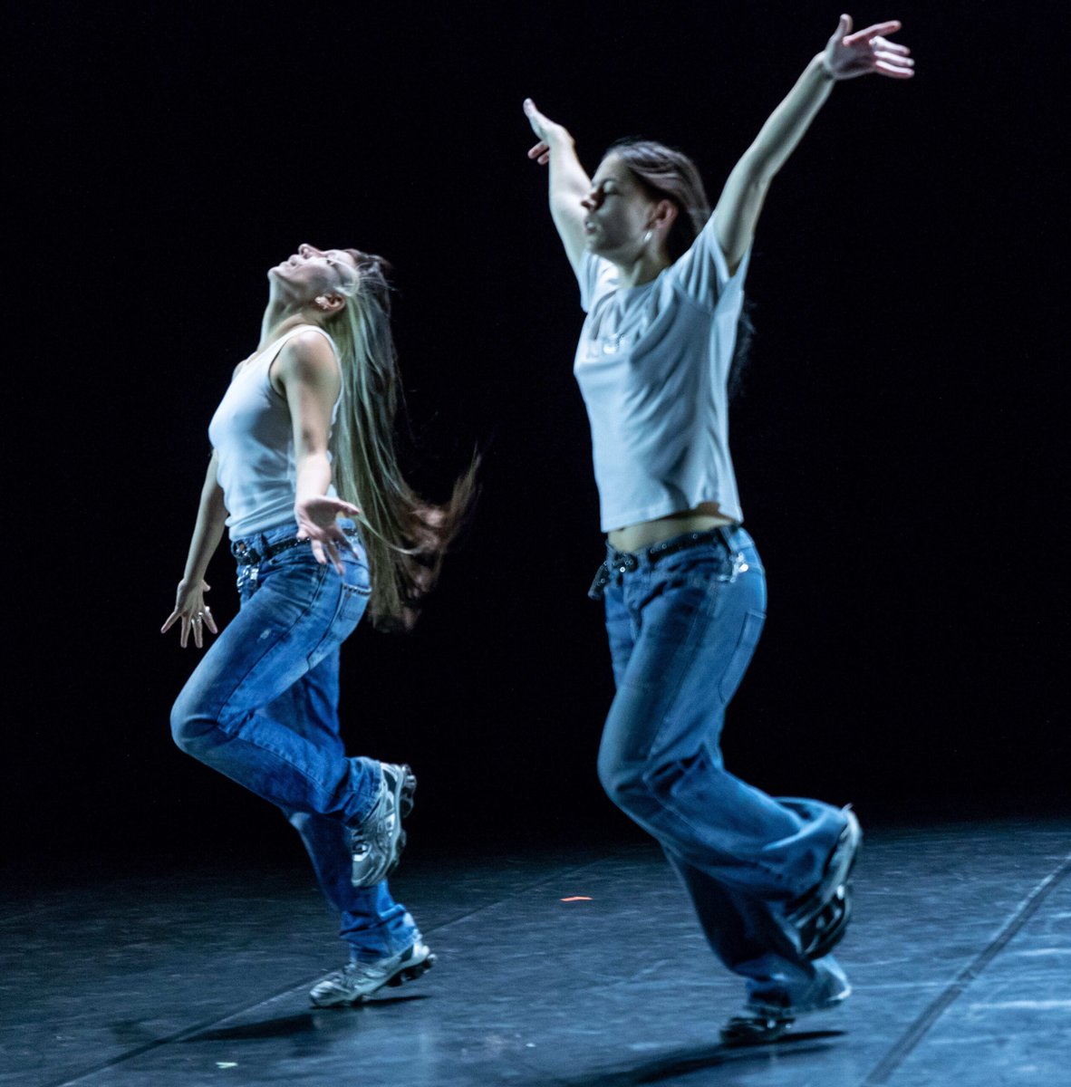 EMPRENDODANZA tweet media