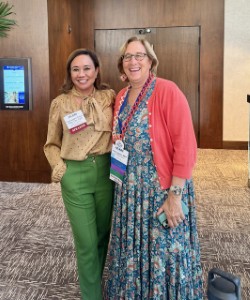 AgingLifeCare's tweet image. Celebrating collaboration!
Board Member Lina Supnet Zapata represented ALCA at the AADMM National Conference and highlighted the vital role of Aging Life Care Managers. Partnerships like this boost awareness and strengthen our impact.
#AADMM #ALCA #Collaboration