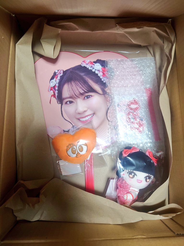 ときクリグッズ届いた！ ペンライトはない！ #超ときめき宣伝部 #坂井仁香