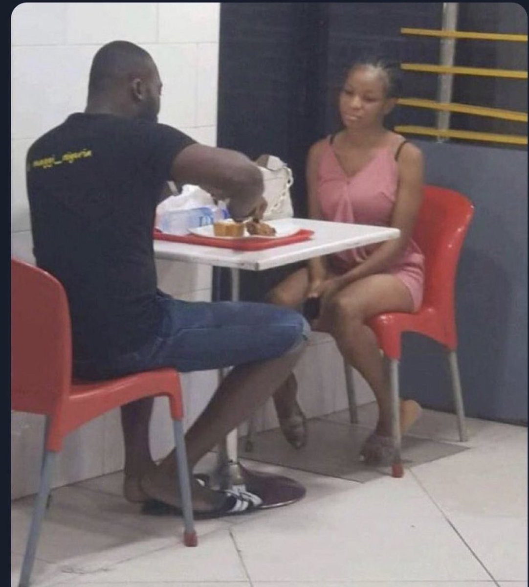 “Eti mlango yako ni ya chuma? Eww!! Tetenus is so real by the way. I can link you with my Mahogany guy.”