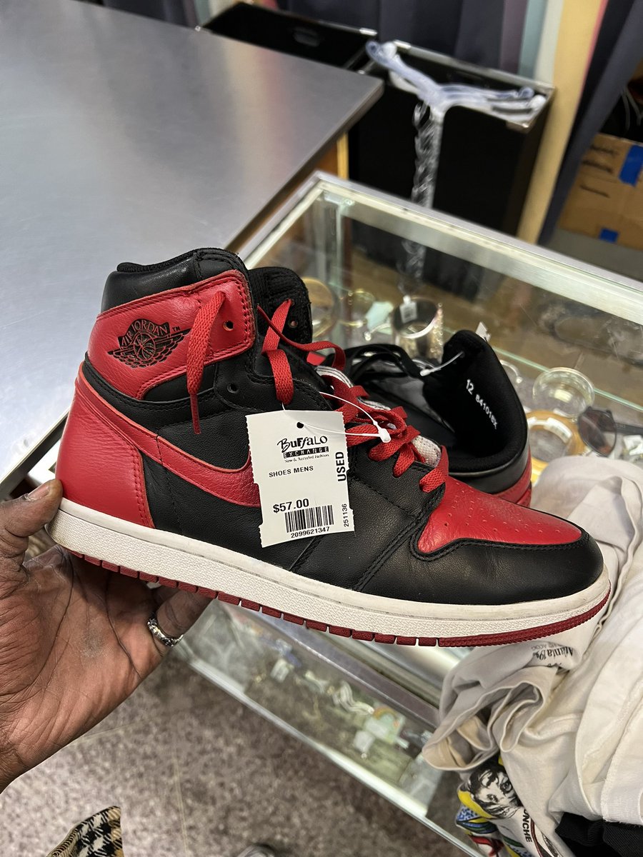 Big €uro tweet media