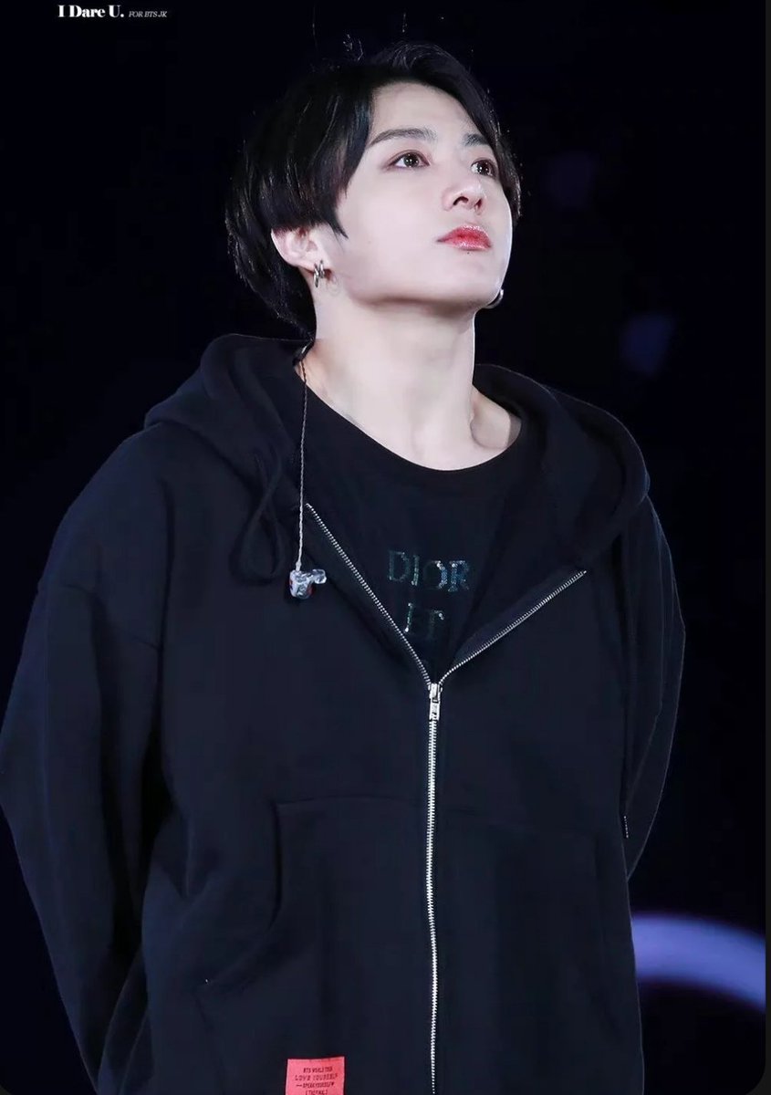 lvuvkook's tweet photo. 소속 아티스트 정국이 명예훼손·모욕·성희롱·인신공격·딥페이크 등에 지속적으로 노출되고 있는데도 하이브는 방관하고 있습니다. 악의적 공격은 묵과할 수 없는 심각한 수준입니다.

하이브에 아티스트 보호와 즉각적 조치를 강력히 요구합니다.

@bts_bighit @BIGHIT_MUSIC @HYBEOFFICIALtwt https://t.co/cIkIIfoyh5
