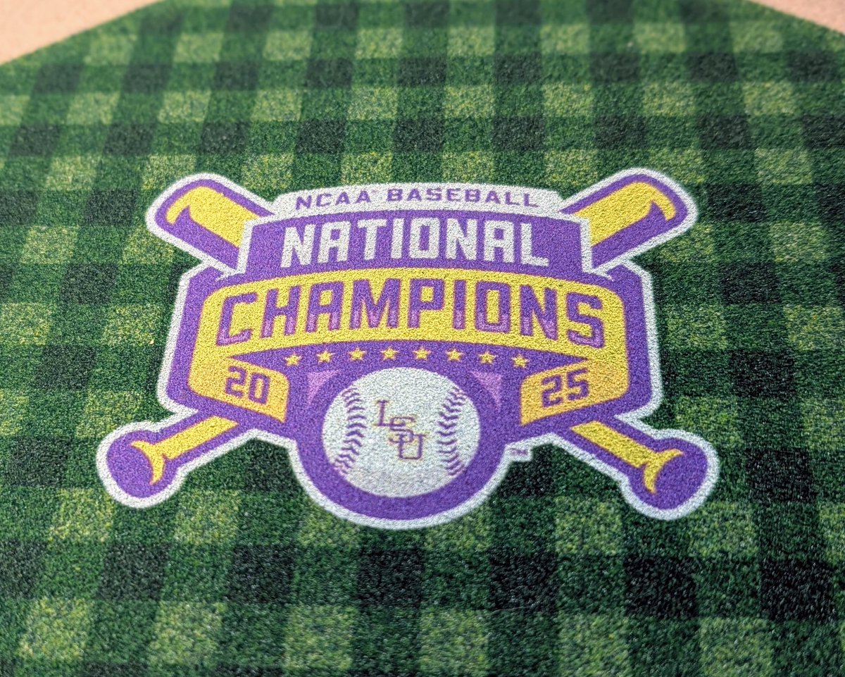short_courts's tweet photo. Custom made LSU 2025 baseball championship diamond: 53-15 run, 8th title, Skip Bertman field etched in every detail. Booster heirloom that turns gala displays into scholarship fuel. 🐅 https://t.co/Xys20UI7Hy