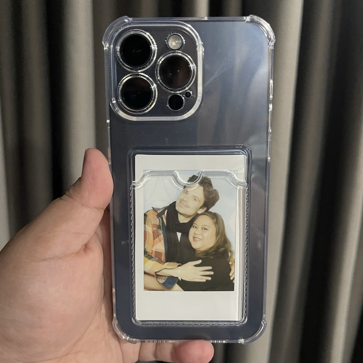 issa_ching's tweet photo. i definitely did not buy this phone case immediately after getting this idea what are you talking about 😅

#東京コミコン2025 #セバスチャン・スタン #SebastianStan #TokyoComicCon #TCC2025  #TCC #TokyoComicCon2025 https://t.co/IubDudAMw9