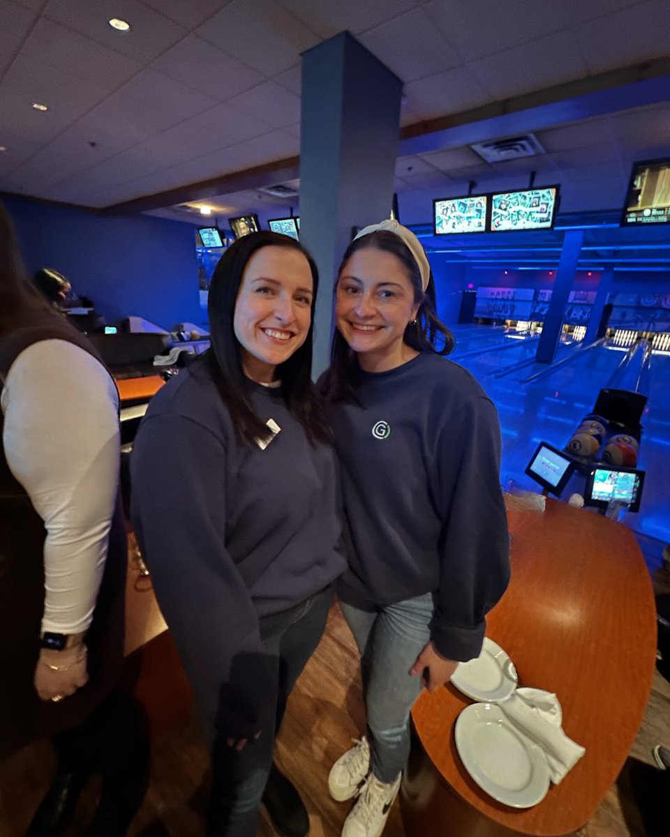 go_cgo's tweet image. Last week, we had our annual Christmas Party at Pinstripes Oak Brook! It was great to come together, celebrate the year, and enjoy some time with the team. 🎄✨🎳