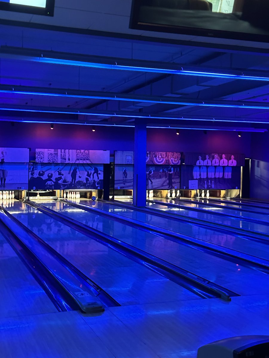 go_cgo's tweet image. Last week, we had our annual Christmas Party at Pinstripes Oak Brook! It was great to come together, celebrate the year, and enjoy some time with the team. 🎄✨🎳