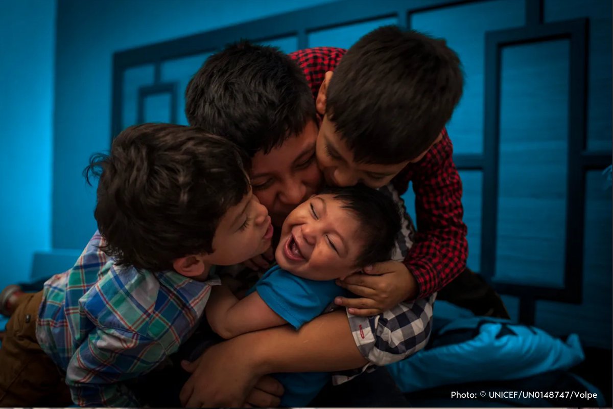 Les enfants ne sont pas seulement l’avenir, ils sont le présent. Chaque enfant mérite les droits fondamentaux nécessaires à une enfance épanouie.🧸

En cette #JournéeDesDroitsDeLaPersonne, informez-vous sur le travail du Canada pour les droits des enfants: international.gc.ca/world-monde/is…